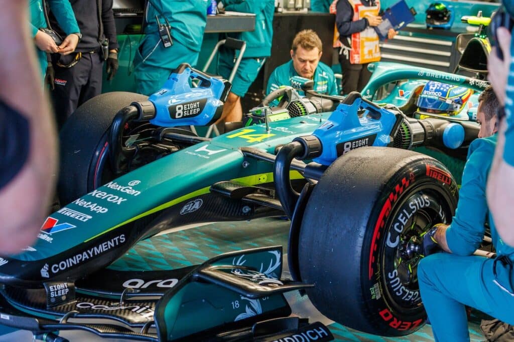 aston martin alonso suzuka