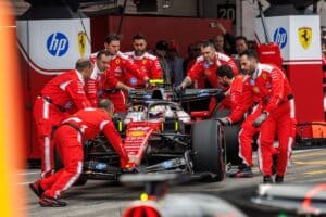 lewis hamilton ferrari suzuka