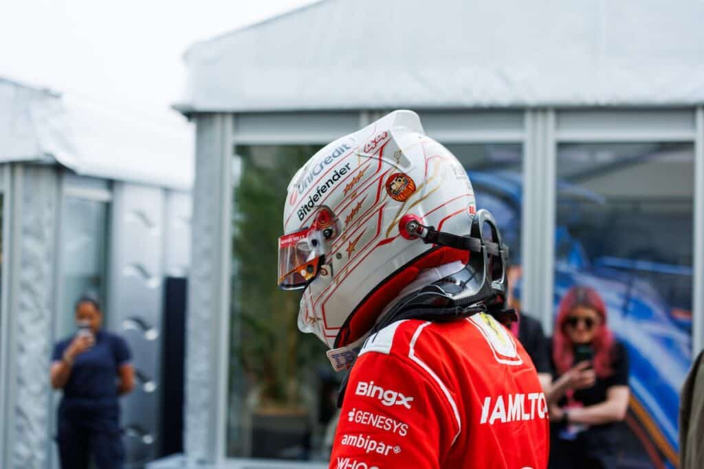 lewis hamilton ferrari suzuka