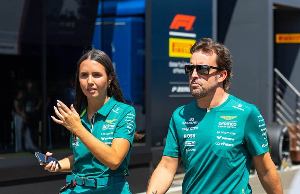 fernando alonso aston martin 